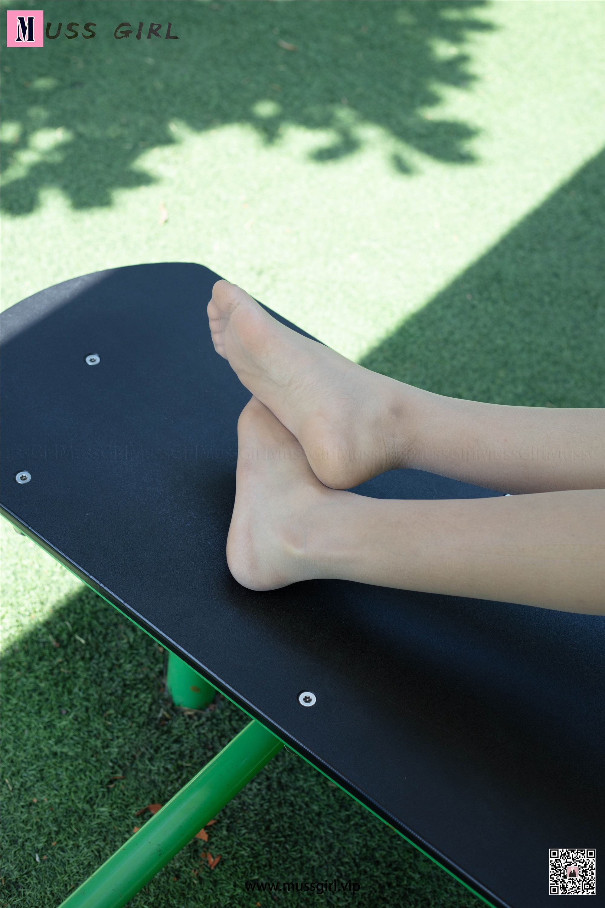 MussGirl慕丝女郎  NO.212 牛仔热裤肉丝美女2